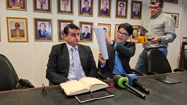 Dan más plazo para investigar por supuesta coima a ex fiscal y su ex asistente