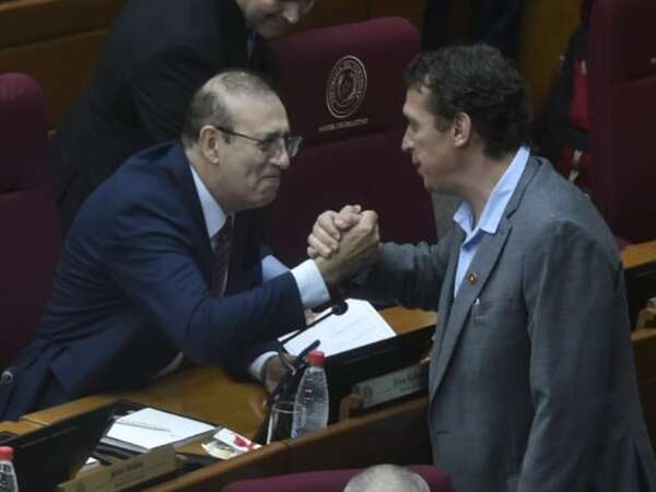 ¿Erico Galeano te paga tu salario?, le preguntan a “Nano” Galaverna - Política - ABC Color