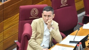 Expulsan a Javier “Chaqueñito” Vera del Congreso Nacional