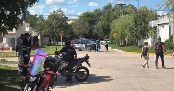 La Nación / Muere estudiante de 13 años y ocho resultan heridos en tiroteo escolar en Argentina