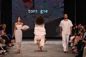 Paraguay deslumbra en pasarela con su artesanía en el Costa Rica Fashion Week