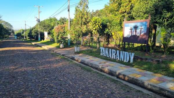 Ejecutivo decreta asueto para funcionarios públicos este miércoles santo - Política - ABC Color