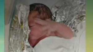 Una bebé nace en una camioneta, asistida por bomberos de Limpio