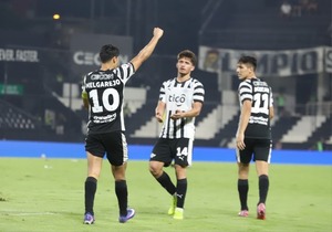 Popular / Libertad vuelve a la senda de los triunfos de la mano de Lorenzo