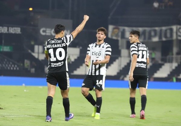 Popular / Libertad vuelve a la senda de los triunfos de la mano de Lorenzo