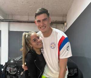 “¡Como mi papá!”, el fan del portero albirrojo Orlando Gill