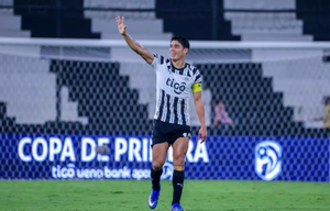 Melgarejo salva a Libertad con gol agónico ante Recoleta