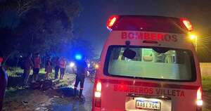 La Nación / Guarambaré: motociclista chocó contra una retroexcavadora al esquivar un bache y murió