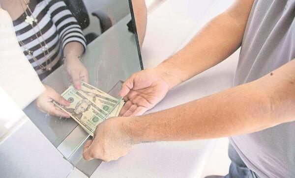 Remesas que llegan al país cada año ocupan el tercer lugar en materia de ingresos, afirman