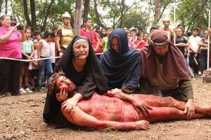 Turismo de Semana Santa en Cordillera: fe, tradición y cultura que convocan a miles de visitantes - Nacionales - ABC Color