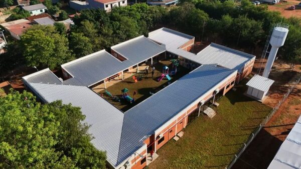 Los 50 centros para la primera infancia que se construyen en el país estarán listos a fin de año