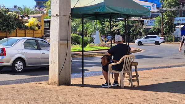 Encarnación: con armas largas arrebataron G. 50 millones a cambista en zona comercial - Policiales - ABC Color