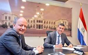 Cambian al titular del MEF en medio deudas y críticas por ajustes regulatorios - 5Días