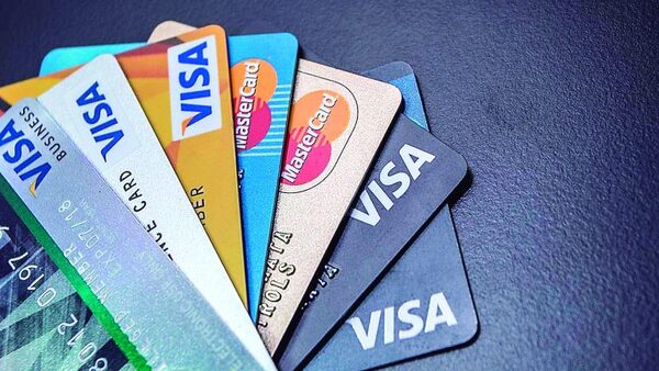 Saldo de tarjetas de crédito sumó unos US$ 950 millones en febrero de este año - 5Días