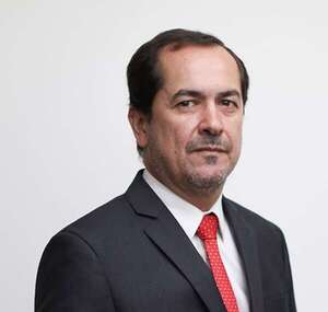 Otro cambio en el gobierno de Peña: César Riveros es el nuevo director del INTN - Nacionales - ABC Color