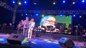 Teresa Parodi celebra emocionada la inauguración de Pedro Canoero en San Bernardino