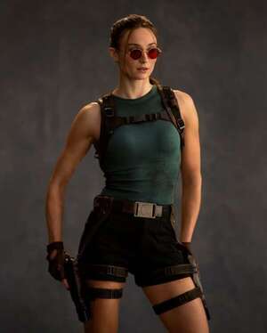 El rodaje de Tomb Raider paralizado por la lesión en la espalda de Sophie Turner - Cine y TV - ABC Color