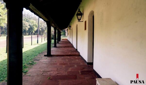 Santa María de Fe | Pausa