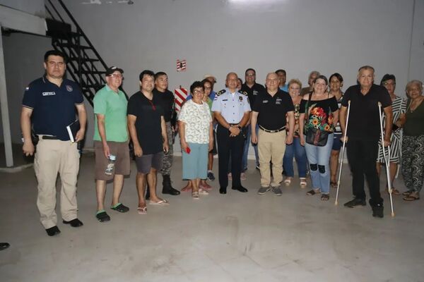 Popular / Fortalecen seguridad con vecinos en "Cambala"