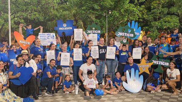 Autismo: familias exigen el fin de promesas e inclusión real en Paraguay - Nacionales - ABC Color