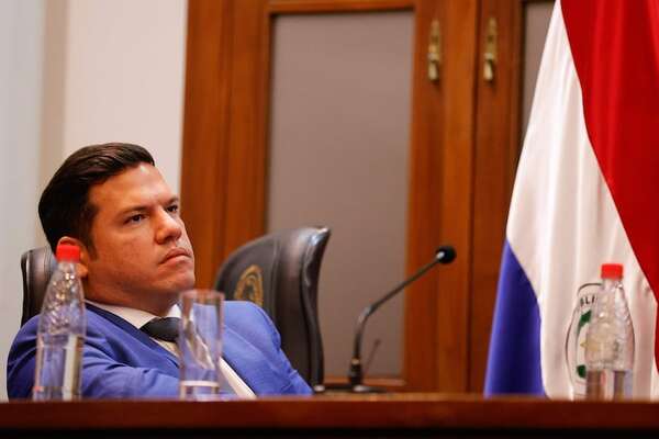 Aguilera rechaza interpelación de Baruja: “No vemos que haya hecho algo ilegal” - Política - ABC Color