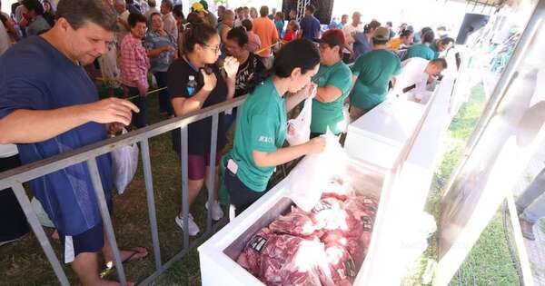 La Nación / Semana Santa Ra’arõvo: hubo alta demanda por carne a precio accesible