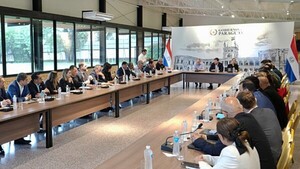 Según expertos, salida de CFV revela problemas estructurales del Fisco