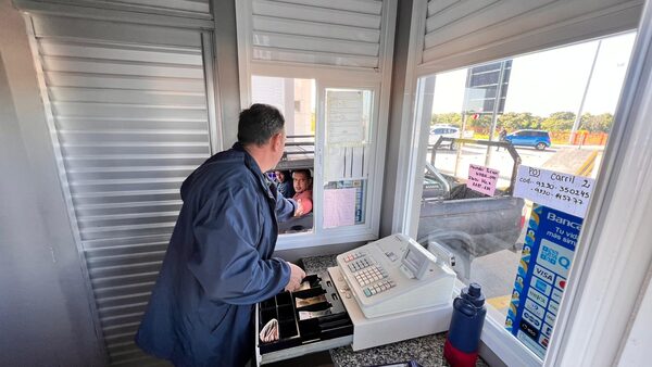 Desde el mediodía, se libera el cobro del peaje en 15 puestos del MOPC - trece