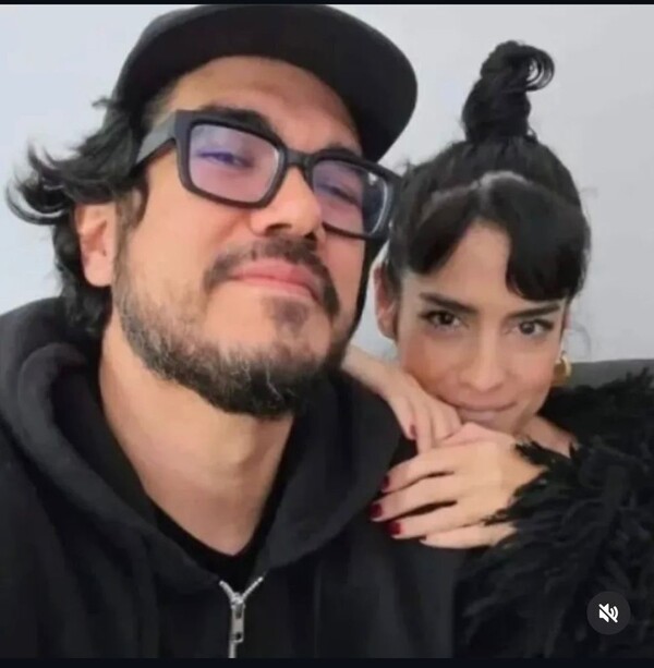 Popular / ¿Opa el polémico noviazgo entre repostera y pintor?