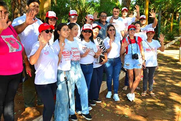 Nilda Venialgo y sus precandidatos a concejales intensifican campaña en Hernandarias con fuerte enfoque en el diálogo barrial | DIARIO PRIMERA PLANA