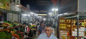 El aroma de la chipa ya se siente: "La Placita" se llena de compradores en la previa de los días santos