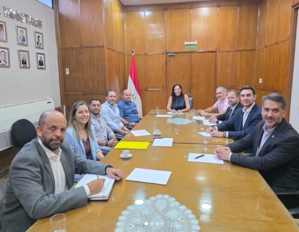 Construcción en vilo: CAPACO y MOPC ajustan detalles para activar el pago vía factoring