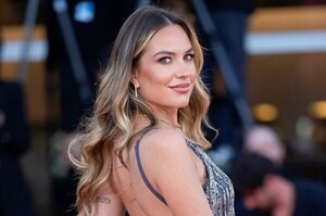 Profanaron tumba de una modelo italiana y robaron su cabeza