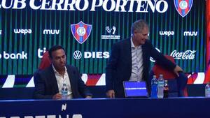 Ariel Holan asume en Cerro Porteño