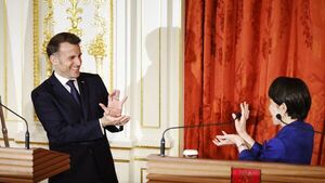 Tokio y París acuerdan reforzar cooperación nuclear y en IA tras visita de Macron a Japón - 5Días