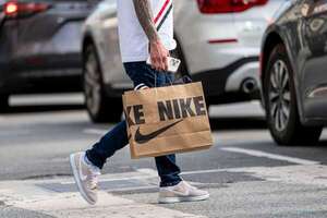 Las acciones de Nike se desplomaron después de ofrecer perspectivas pesimistas - 5Días