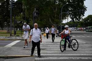 “Regulada” de buses en Argentina: plan ahorro por alza de combustibles - Mundo - ABC Color