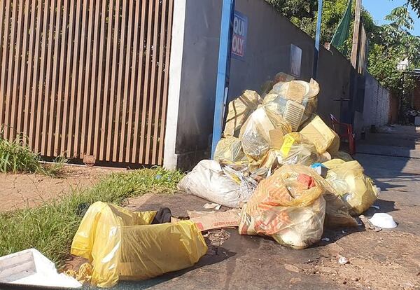 Retrasos en recolección provocan quejas y acumulación de basura en Ciudad del Este - ABC en el Este - ABC Color