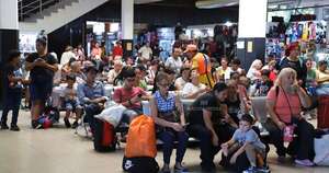 Diario HOY | En solo 12 horas, más de 11.000 pasajeros pasaron por la Estación de Buses