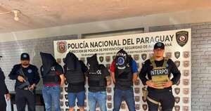 La Nación / Extraditan a Paraguay desde Brasil a cuatro sospechosos de homicidio de un guardia