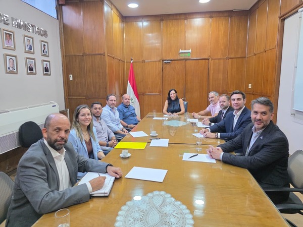 Gobierno y constructoras reanudan diálogo por deuda de obras públicas - ADN Digital