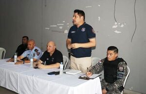 Viceministro llevó a agente denunciado a dar charla antidroga •