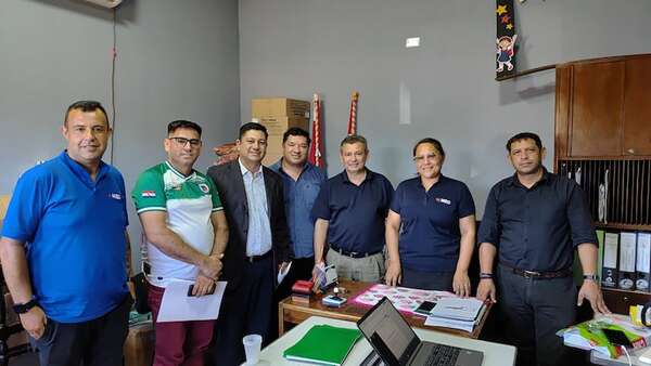 Gremio docente exige inicio inmediato de obras en escuela desmantelada de Ciudad del Este - ABC en el Este - ABC Color