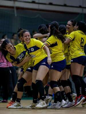 Balonmano: Nueva Estrella de verano - Polideportivo - ABC Color