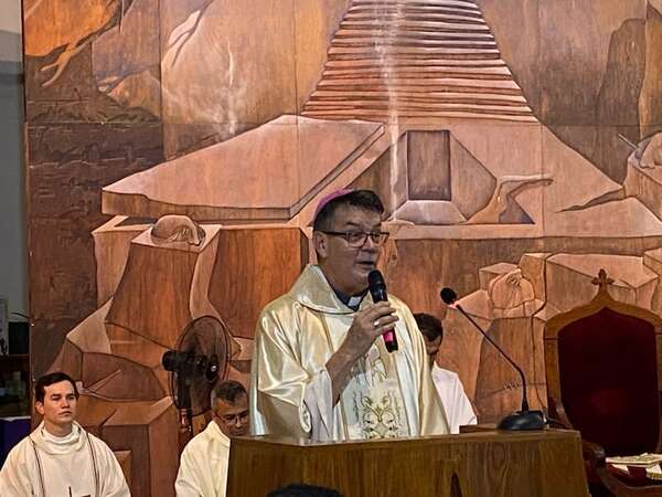 Concepción: en misa crismal, presidente de la CEP destacó la importancia del sacerdocio - Nacionales - ABC Color