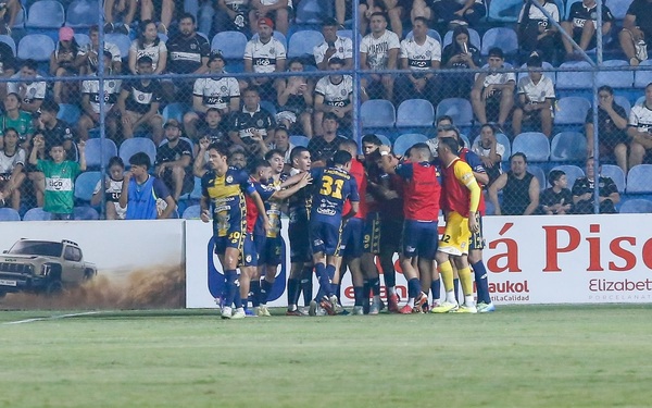Sportivo Trinidense tumba el invicto de Olimpia y aviva el Apertura