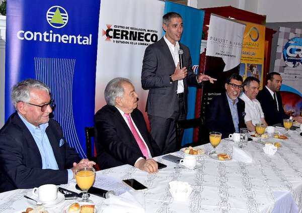 Reunión de trabajo de Cerneco y el ministro Marco Riquelme - Empresariales - ABC Color