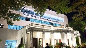 Designarán a titular del MEF la otra semana y debe presentar nuevo plan