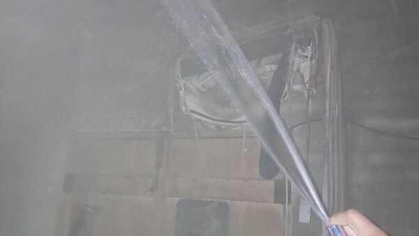 Vecinos actúan rápido, rompen la puerta y salvan a mujer de 54 años atrapada entre las llamas