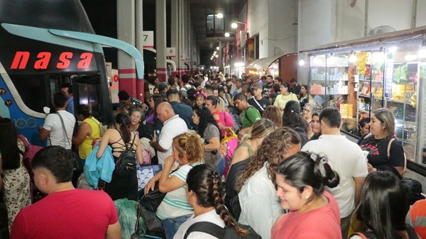 Semana Santa: Terminal de Asunción supera los 153 mil pasajeros - ADN Digital